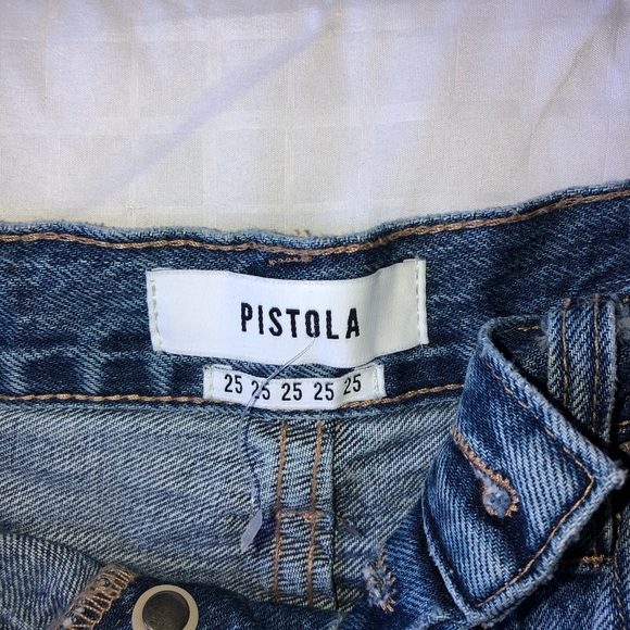 Cutoff high waisted shorts - Picture 2 of 5